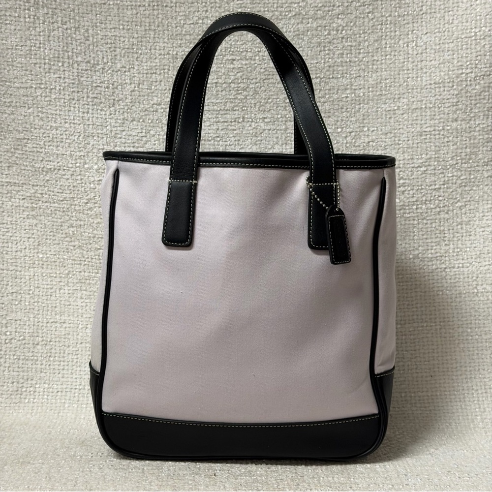 Vintage Coach
Hamptons Tote Bag - Picture 2 of 10
